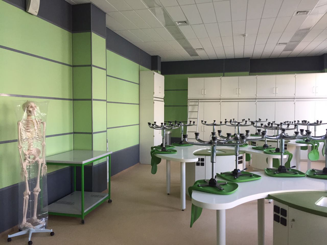 Актова зала училища